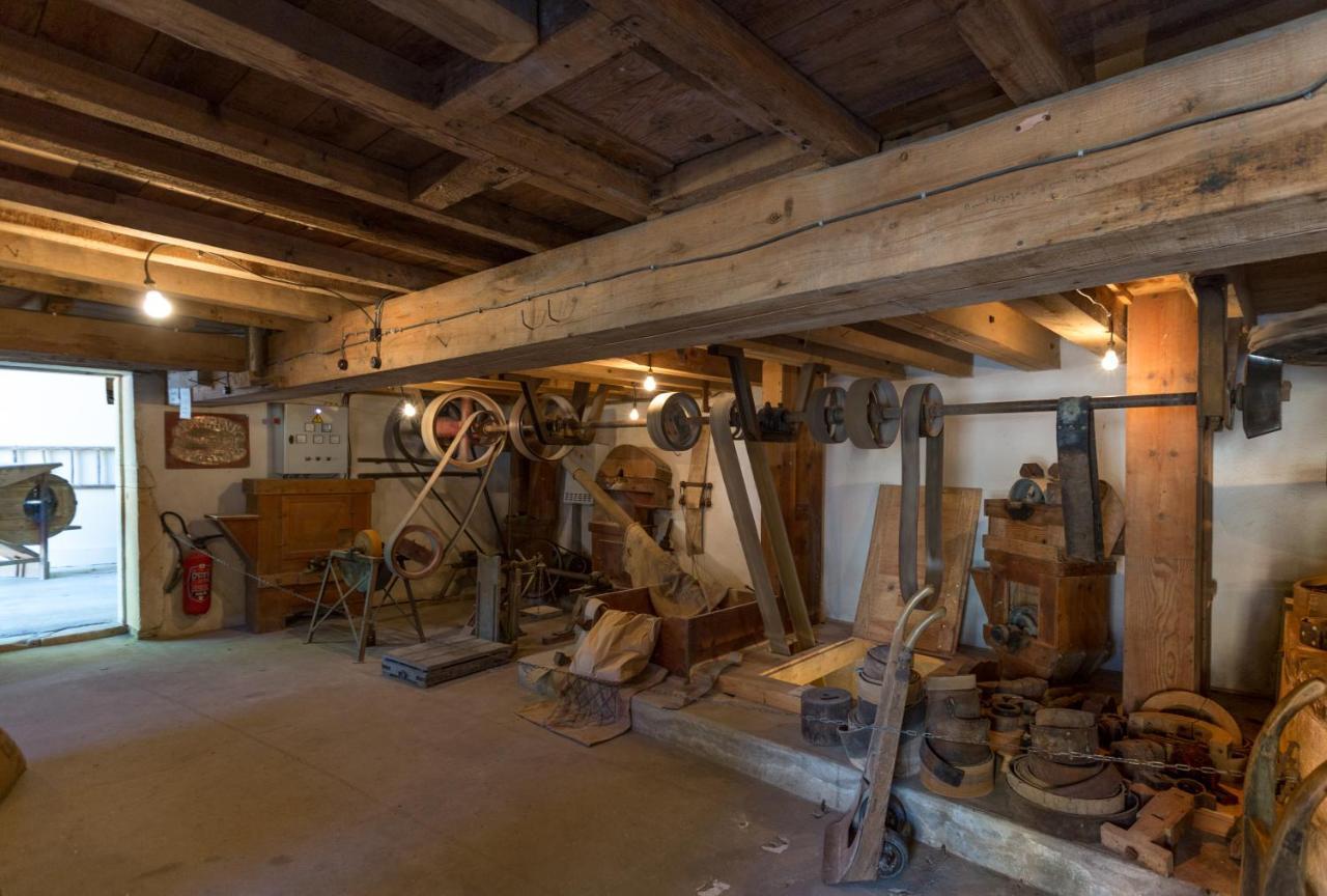 Moulin Crozet Panzió Montceaux Kültér fotó